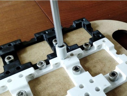 Plattform Magnet Platzierung Hilfe uc2 Mikroskop jan Maarten 3d print model - Mito3D