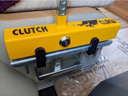 clutch claw mounting bracket darrenjackson 3d print model - Mito3D