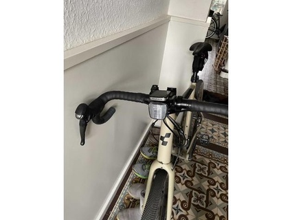 bicycle front reflector holder garmin aero handlebar mount vt30 3d print model - Mito3D