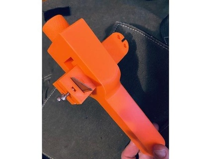 zigrinato m6 pomello pelle striscia taglierina jakethemaker 3d print model - Mito3D