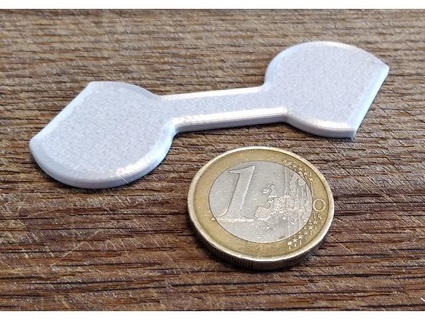 llemann++ simple silver cart unlocker 1 2 50c coin sizes hedwig 3d print model - Mito3D