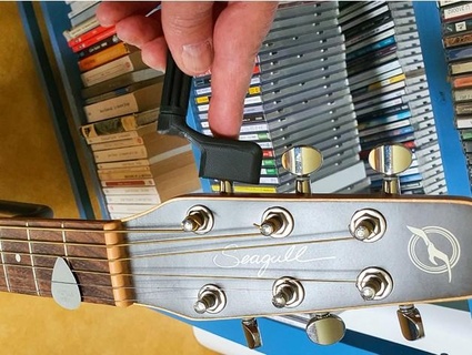 tendeur cordes guitare chaîne remontoir phio79 3d print model - Mito3D