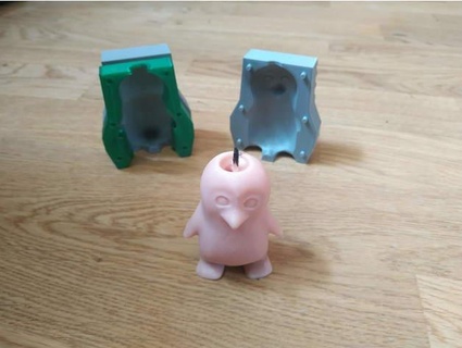 pinguino candela muffa tomybeauchy 3d print model - Mito3D