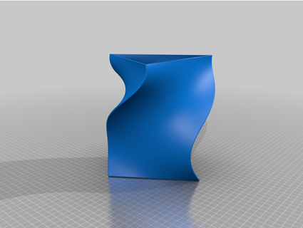 vase twisted triangle wababa 3d print model - Mito3D
