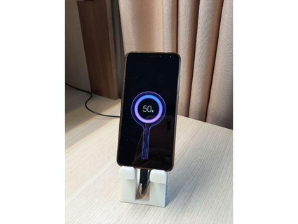 phone holder charging hole alands 3d print model - Mito3D