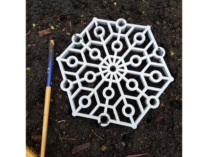 hexagonal plant spacer krytes42 3d print model - Mito3D