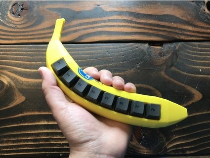 Banana meccanico tastiera macropad dbostian 3d print model - Mito3D