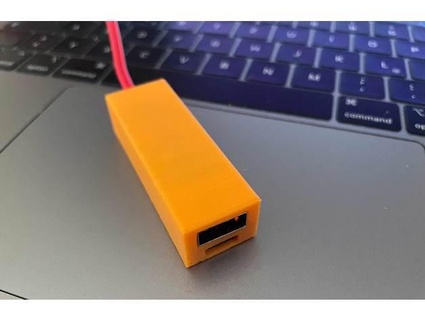 quick charge adapter housing busse222 3d print model - Mito3D