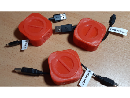 USB cavo rullo findusdwarf 3d print model - Mito3D