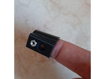 fingertip nut holder allemool 3d print model - Mito3D