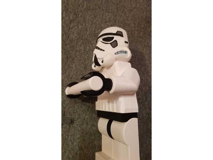 stormtrooper lego toilette papier titulaire soutien retravaillé bratwurst1988 3d print model - Mito3D