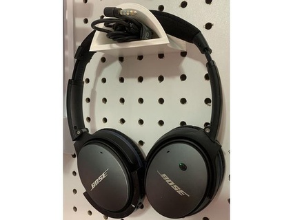 headphone holder pegboards julienpmorand 3d print model - Mito3D