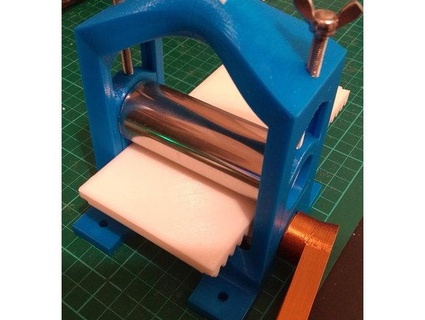 inoxydable acier tube rouleau ouvert presse mmmc 3d print model - Mito3D