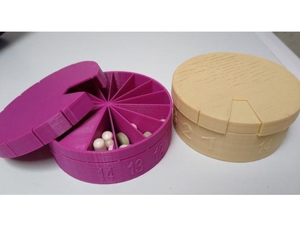 pill case 3 - customisable yk42 3d print model - Mito3D