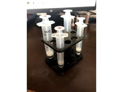 estante de jeringas bd plastipak syringe rack jlmayar 3d print model - Mito3D