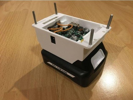 makita 12v batería adaptador proyectos zusez 3d print model - Mito3D