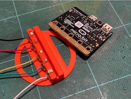 micro bit prototyping connecting cradle adamow 3d print model - Mito3D