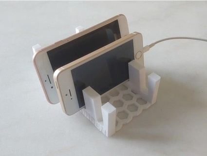 multiple phone stand - garage d3po 3d print model - Mito3D