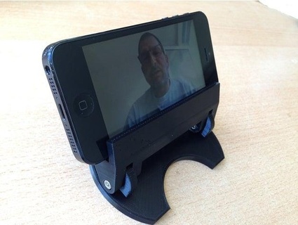 3d printed hands free phone holder handlaidtracks-3dprintedtrains 3d print model - Mito3D