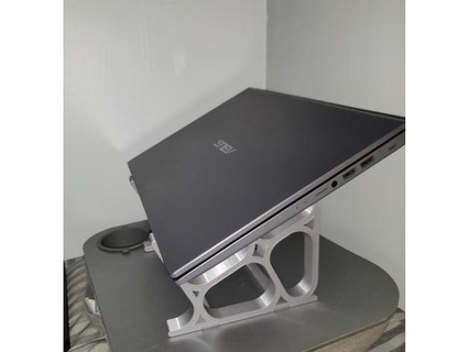 laptop tablet book desk stand alexowen12 3d print model - Mito3D