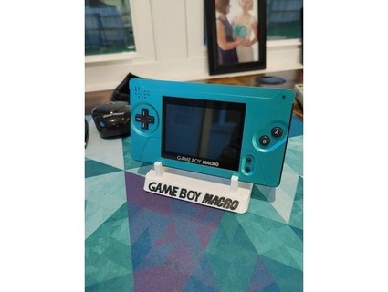 game Boy macro In piedi joshnoodles 3d print model - Mito3D