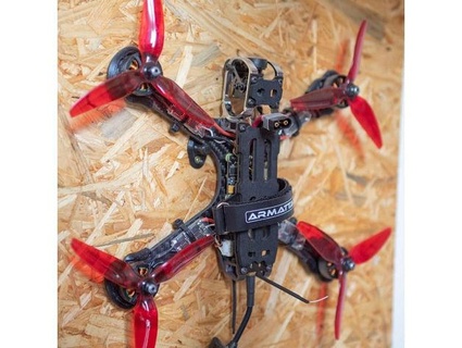 sencillo patio pared soporte rudos drones 3d print model - Mito3D