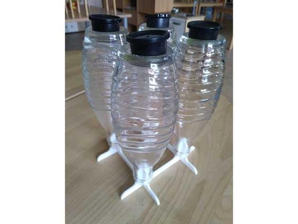 Flasche Stand Sprudel Strom 2x2 Shilorius 3d print model - Mito3D