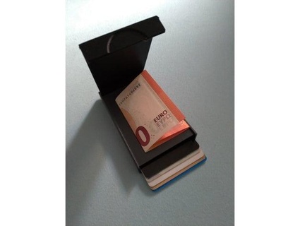 credit card box - eight cards hallo ralph 3d print model - Mito3D