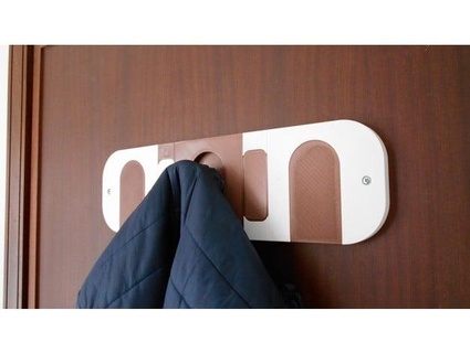 italiano vacanza attaccapanni muro appendiabiti modulare richiudibile pieghevole parete cappotto mbellucci 3d print model - Mito3D