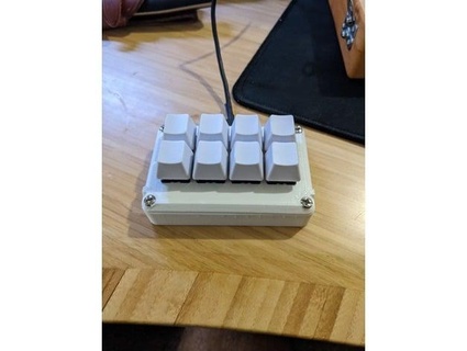 8 buton makro klavye rpi pico inek 3d print model - Mito3D