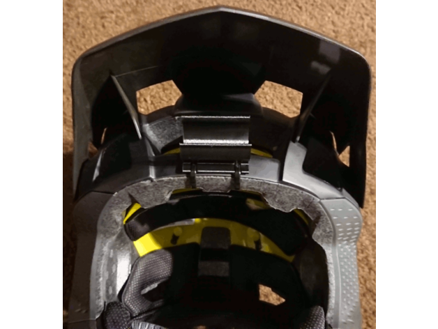helmet right-angle flashlight calebspencer 3D print model - Mito3D