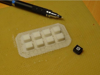 4x4 teclado botões engraçadopolinômio 3d print model - Mito3D
