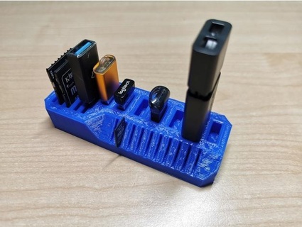 USB sd soporte mamazonm 3d print model - Mito3D