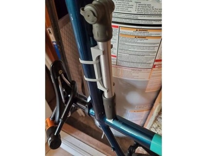 bike pump holder pocket rocket tobiasmllr 3d print model - Mito3D