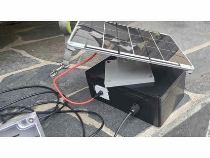adafruit 6v 6w 9w solar panel montar giratorio base carvellwakeman 3d print model - Mito3D