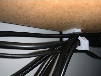 Kabel Halter 35x20 jordinator 3d print model - Mito3D