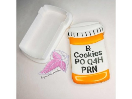 pill bottle cookie cutter sophiathehobbit 3d print model - Mito3D