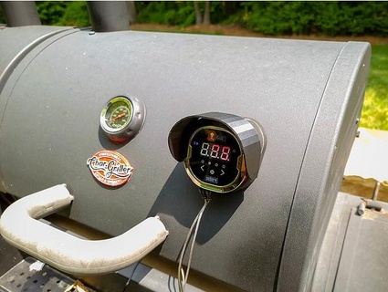 Weber igrill Bluetooth thermomètre pare soleil capuche manteau rouge 3d print model - Mito3D