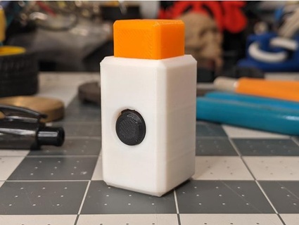 enganche botón agitarse juguete kriswillcode 3d print model - Mito3D
