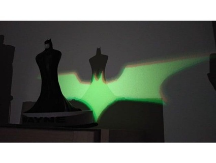 bat signal statue bellosguardo 3d print model - Mito3D