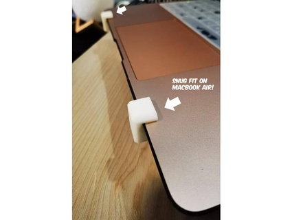 Laptop Halter Unterstützung MacBook Luft r0mats 3d print model - Mito3D