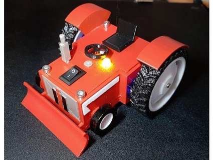 robot batalla remezclar tractor IHC 433 deutz 4006 Juan deere 830 fendt granjero stuart800 3d print model - Mito3D