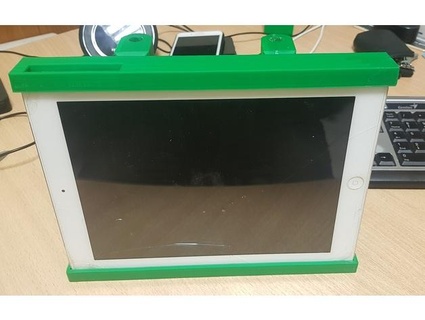 iPad 2 3 Wagen Sitz Halter Unterstützung beeline09 3d print model - Mito3D