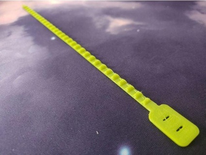 esnek yeniden kullanılabilir kablo kravat 3d print model - Mito3D