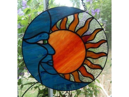 sun moon stained glass catcher morador torre 3d print model - Mito3D