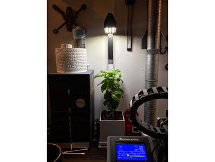 LED planteur v1 apachea117 3d print model - Mito3D