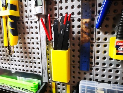 utensili matite titolare supporto catrame pannello forato cipolla 3d print model - Mito3D