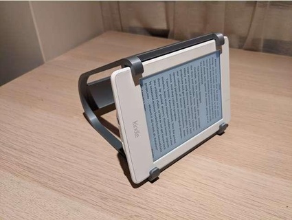 kindle paperwhite bed stand fiesensee 3d print model - Mito3D