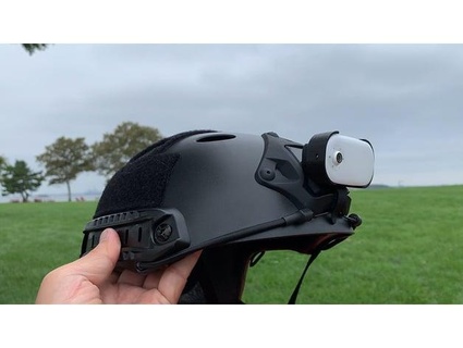 casco telecamera montare akaso portachiavi + tattico izoonia 3d print model - Mito3D