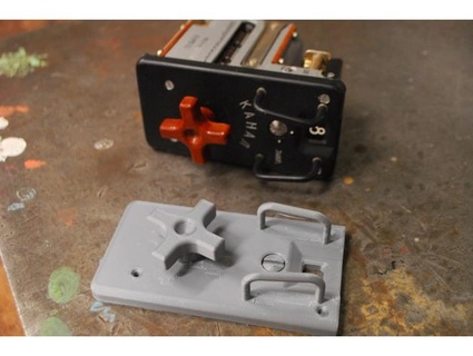 p 1k canal cambiar interruptor selector radio mig 21 hlousv1 3d print model - Mito3D